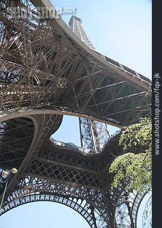
                Stahlkonstruktion, Paris, Eiffelturm                   