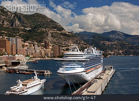 
                Kreuzfahrtschiff, Monte Carlo                   