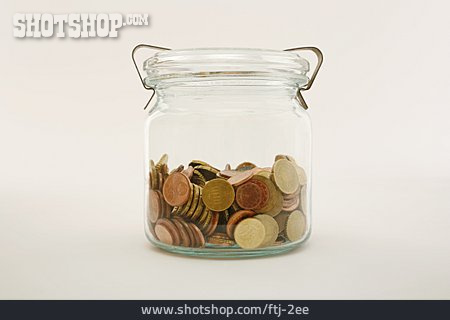 
                Sparen, Kleingeld, Einmachglas                   