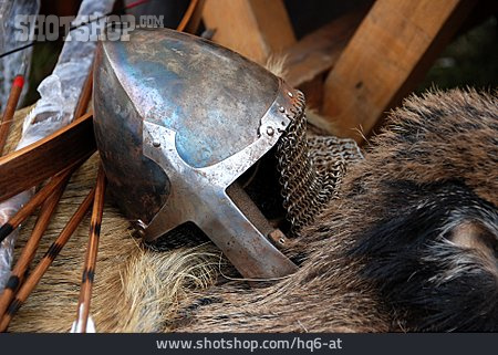 
                Mittelalter, Helm                   