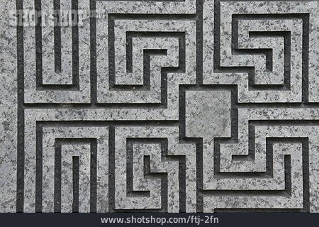 
                Labyrinth                   