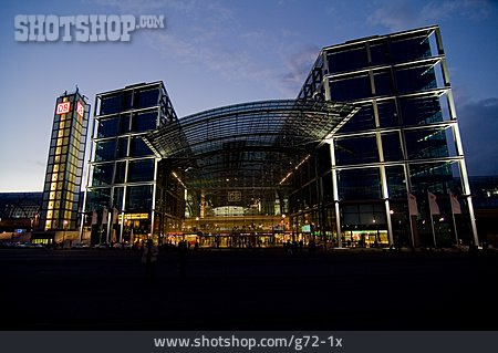 
                Berlin, Hauptbahnhof                   