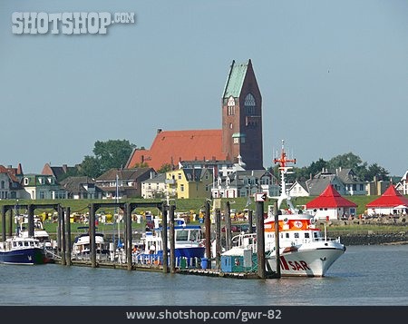
                Hafen, Cuxhaven, St. Petri-kirche                   