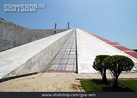 
                Mausoleum, Tirana, Enver Hoxha                   
