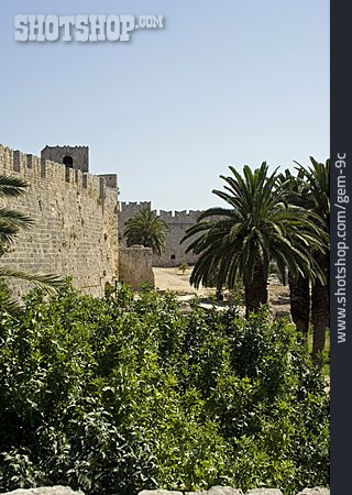 
                Stadtmauer, Rhodos                   