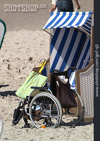 
                Strandkorb, Rollstuhl                   