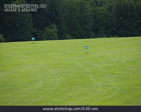 
                Golfplatz                   