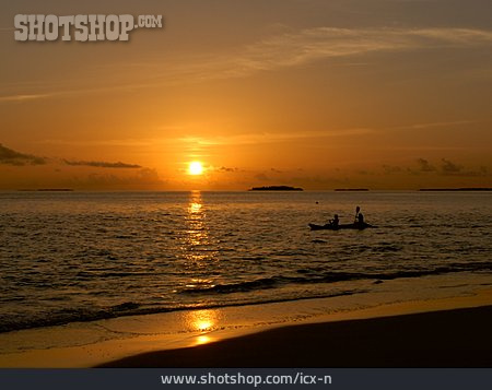 
                Sonnenuntergang, Silhouette, Malediven                   