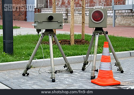 
                Radar Trap, Speed Monitoring                   