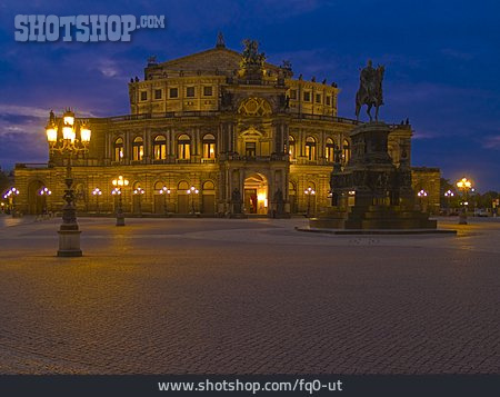 
                Oper, Dresden, Semperoper, Opernhaus                   