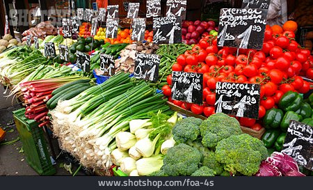 
                Markt, Marktstand, Gemüsemarkt                   