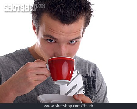 
                Junger Mann, Trinken, Kaffeetasse                   