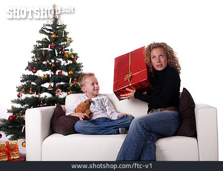 
                Surprise, Christmas, Christmas Eve, Gifts                   