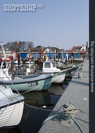 
                Boot, Hafen, Fischerboot, Mole, Niendorf                   
