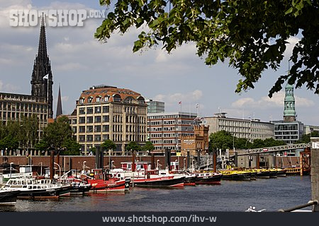 
                Hamburg, Hamburger Hafen                   