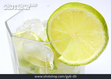 
                Cocktail, Caipirinha                   