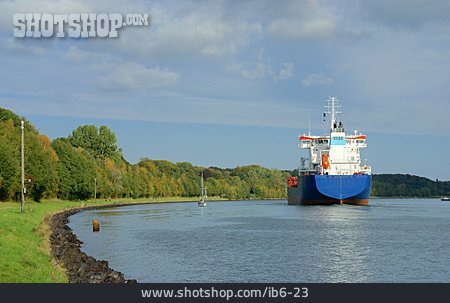 
                Containerschiff, Tanker, Nord-ostsee-kanal                   