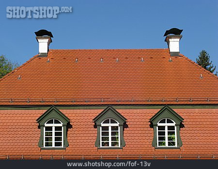 
                Wohnhaus, Dach, Walmdach                   