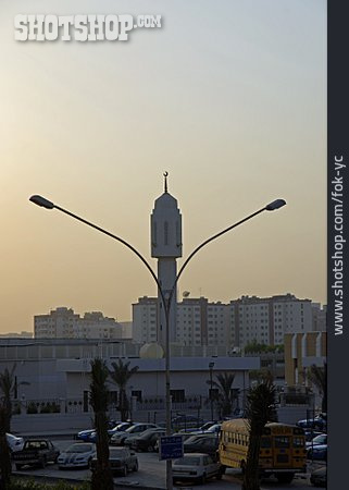 
                Moschee, Straßenlaterne, Minarett, Kuwait                   