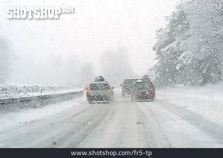 
                Winter, Autobahn, Verschneit                   