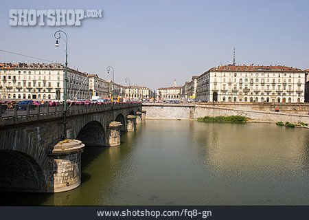 
                Stadtansicht, Brücke, Turin                   