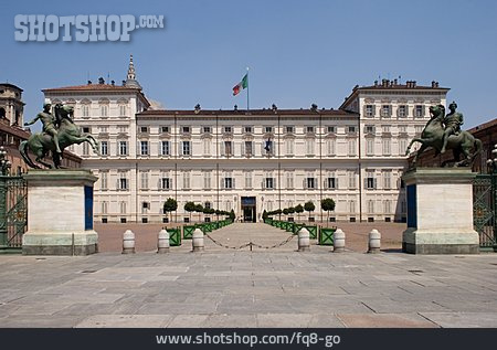 
                Italien, Turin, Palazzo Reale                   