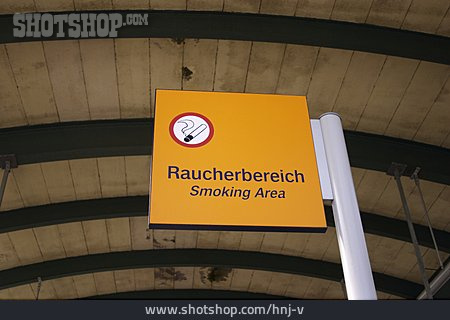 
                Raucherbereich                   