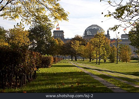 
                Berlin, Reichstag, Tiergarten                   