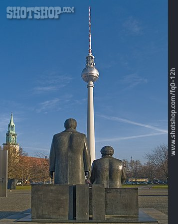 
                Berlin, Fernsehturm, Marx, Engels, Marx-engels-forum                   