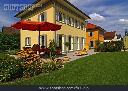 
                Wohnhaus, Immobilie, Eigenheim                   