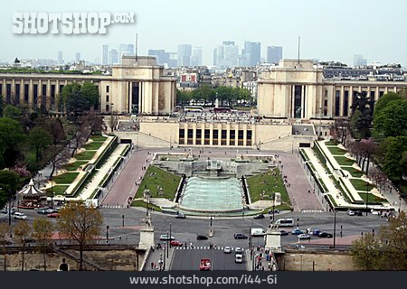 
                Paris, Palais De Chaillot                   