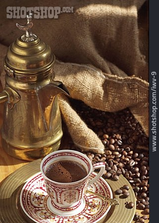 
                Kaffee, Arabischer Mokka, Mokkakanne                   