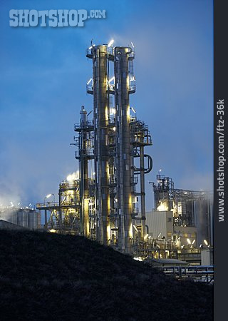 
                Industrie, Erdölraffinerie, Schwechat                   