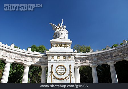 
                Benito Juárez Monument, Mexiko City                   
