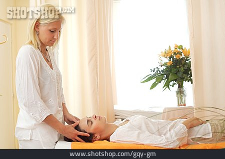 
                Massage, Kopfmassage, Massagepraxis                   