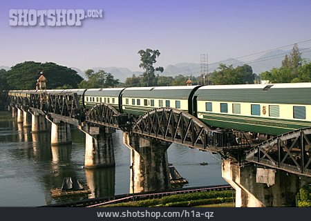 
                Eisenbahn, Khwae Noi                   