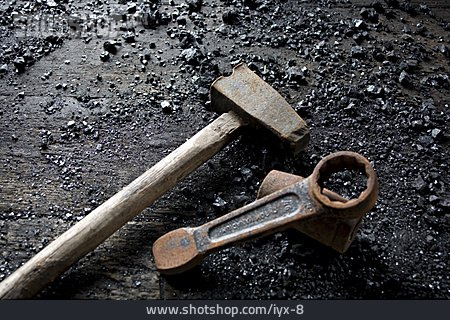 
                Schraubenschlüssel, Bergbau, Hammer                   