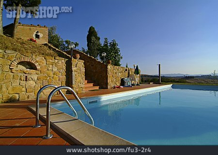 
                Pool, Toskana, Hotelanlage                   