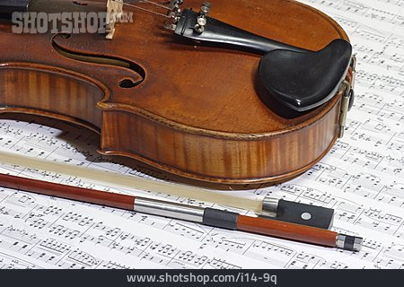 
                Geige, Musikinstrument, Noten                   