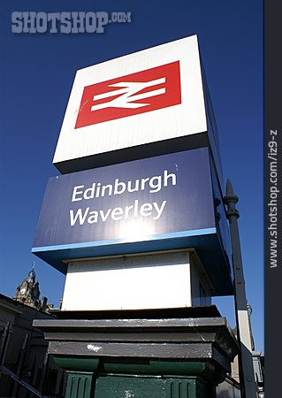 
                Hauptbahnhof, Edinburgh, Edinburgh Waverley                   