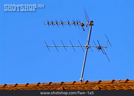 
                Antenne, Hausantenne                   