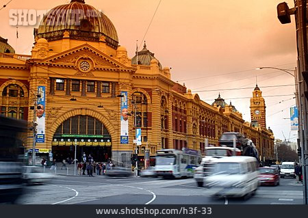 
                Historisches Bauwerk, Bahnhof, Melbourne, Flinders Street                   