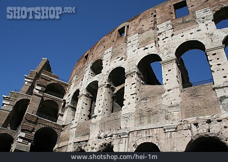 
                Italien, Rom, Kolosseum                   