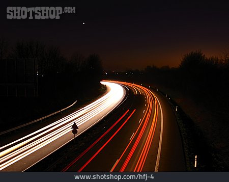 
                Autobahn, Lichtspuren                   
