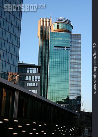 
                Hochhaus, Glasfassade, Twin Tower                   