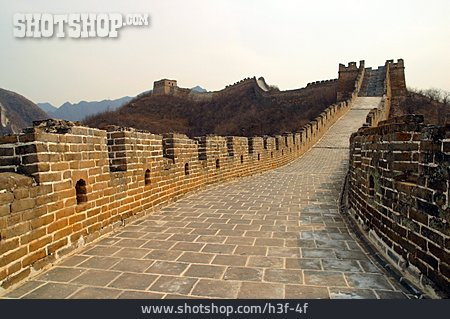 
                Chinesische Mauer                   