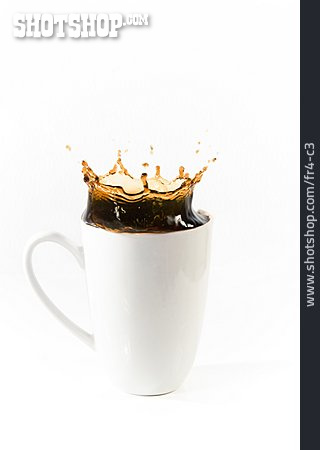 
                Kaffee, Kaffeetasse, Splash, überschwappen                   