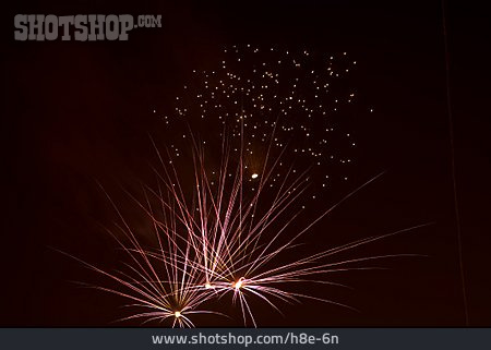 
                Feuerwerk, Pyrotechnik                   