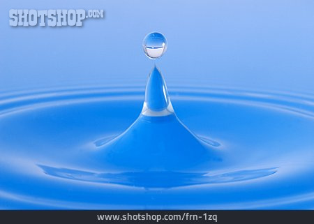 
                Wasser, Blau, Wassertropfen                   