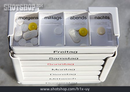 
                Dosierung, Tablettenbox, Tabletteneinnahme                   